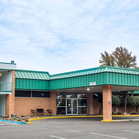 Hotel Super 8 By Wyndham Hope Exterior foto