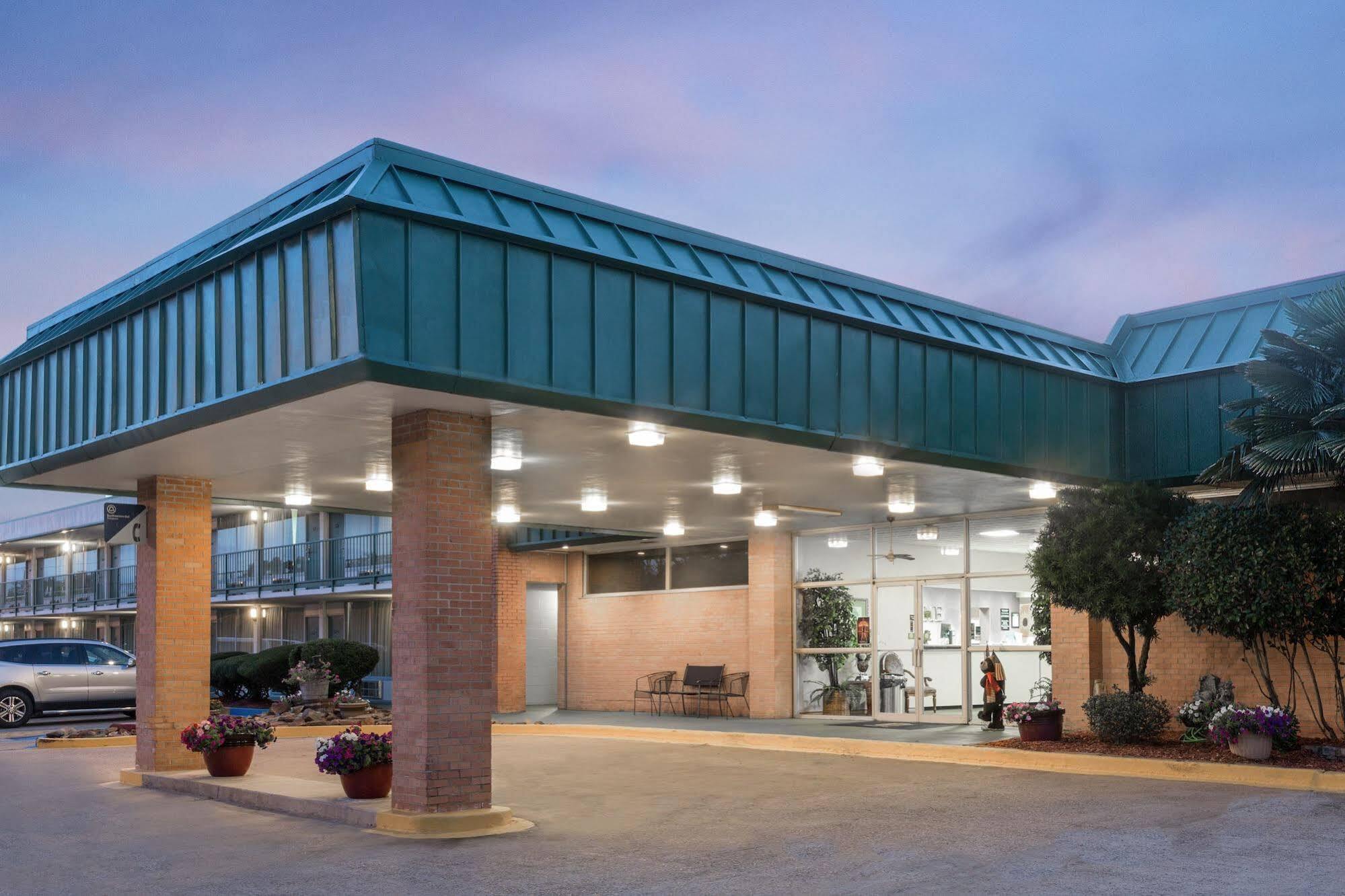 Hotel Super 8 By Wyndham Hope Exterior foto